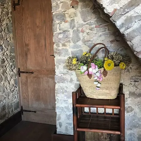 Castello Torre Volpe Frühstückspension *